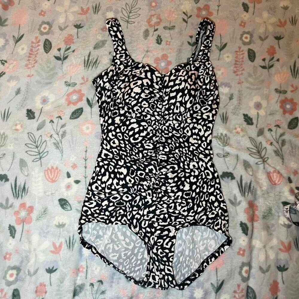 Maxine of Hollywood Cheetah Print One Piece Swimsuit 12 Vintage Retro 90s Indie